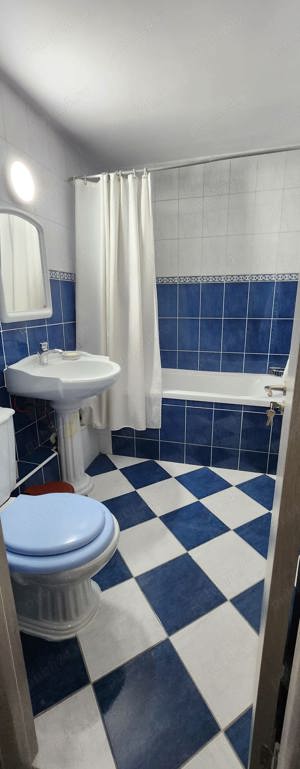 Inchiriez apartament cu 2 camere - Proaspat renovat si cu centrala noua. - imagine 3