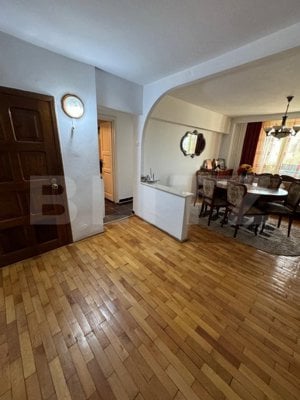 Apartament panoramic cu 3 camere, 77 mp, pe Strada Avram Iancu, Deva 