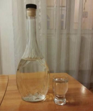 vand palinca de prune