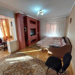 Inchiriez Apartament 2 camere in zona Baba Novac. - imagine 3