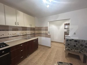 Apartament cu doua camere, 57 mp, zona Micro 16. - imagine 2