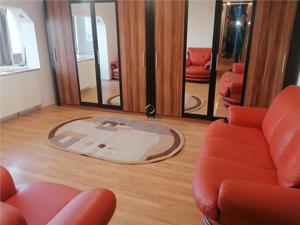Decomandat Spatios cu Centrala zona Vladeasa - imagine 2