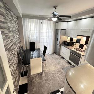 Inchiriez Apartament 2 camere in zona Piata Romana - imagine 10