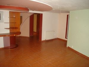 Proprietar inchiriez birou 90 mp