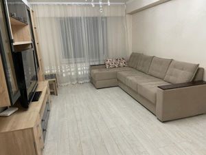 Apartament cu 2 camere  Zona Apărătorii Patriei - imagine 5