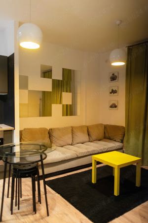 Proprietar-garsoniera dubla (2 camere)-DRUMUL TABEREI