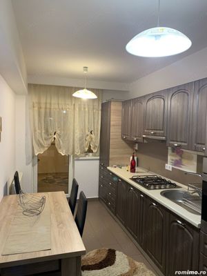 Apartament cu 3 camere zona Politehnica - imagine 2