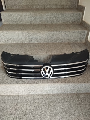 Grila radiator Volkswagen Passat B7 (2010 - 2015 )