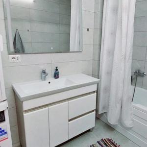 Inchiriez Apartament 2 camere in zona Piata Obor - imagine 3