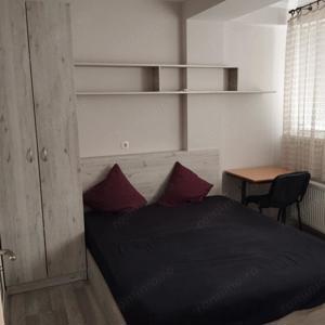 Inchiriez Apartament 2 camere in zona Piata Romana - imagine 2