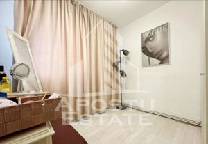 Apartament 5 camere, etaj intermediar + garaj, zona Calea Lipovei - imagine 7