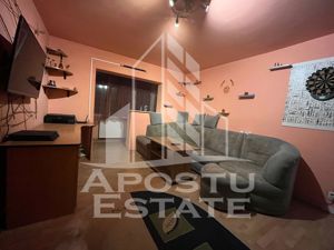 Apartament cu 2 camere, semidecomandat, etaj intermediar - imagine 2