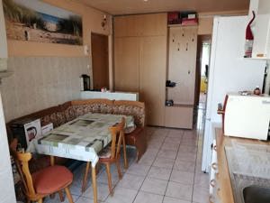 Apartament cu 3 camere in zona Micalaca 300 - imagine 2