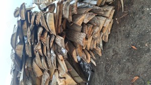 Laturoaie groase de fag sau stejar uscat tăiate la orice dimensiune doriți 