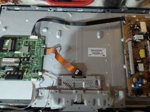 Dezmembrez tv Samsung le32b530p7w - imagine 2