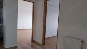 Vând apartament cu 2 camere - imagine 3