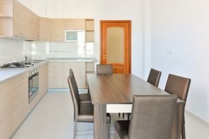 VILA PIPERA - 10 CAMERE, TEREN 1000 MP, GARAJ SUBTERAN, PET-FRIENDLY - imagine 8