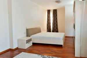 VILA PIPERA - 10 CAMERE, TEREN 1000 MP, GARAJ SUBTERAN, PET-FRIENDLY - imagine 9