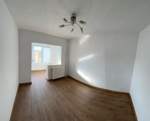 Vând apartament 3 camere zona Kiseleff