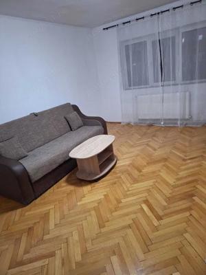 Apartament cu 2 camere în Zona Soarelui decomandat - imagine 4