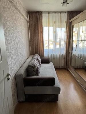 Apartament cu 3 camere în  Girocului- Plavat decomandat centrala proprie - imagine 4