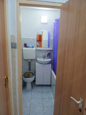 Închiriez apartament 2 camere, confort 2 decomandat, etaj 3  4. - imagine 2