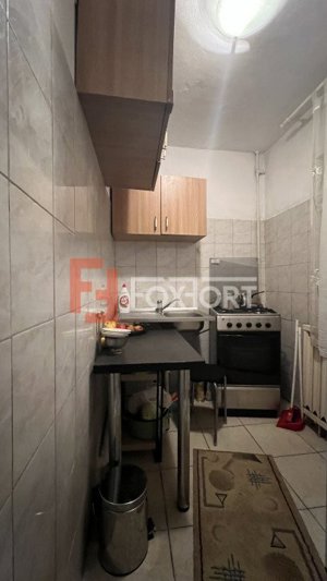 Apartament de vanzare cu o camera, parter, zona Lunei - imagine 3