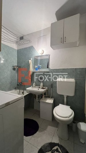 Apartament de vanzare cu o camera, parter, zona Lunei - imagine 4