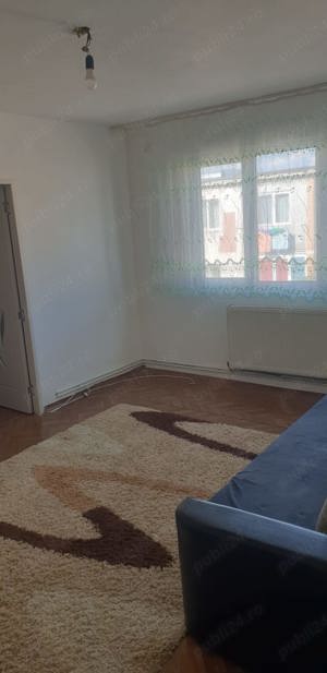 Proprietar vând apartament cu doua camere semidecomandat  - imagine 8