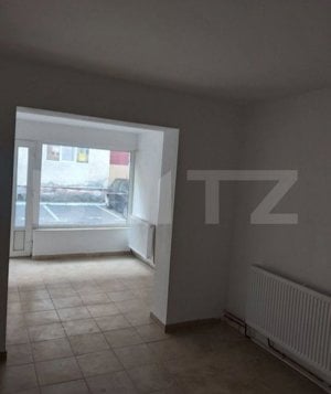 Spatiu comercial, 40 mp, parter zona Cetate  - imagine 2