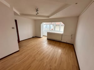 Vand Apartament 2 camere, zona Lunei