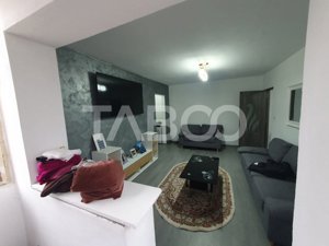 Apartament de vanzare recent renovat 2 camere beci de depozitare - imagine 2