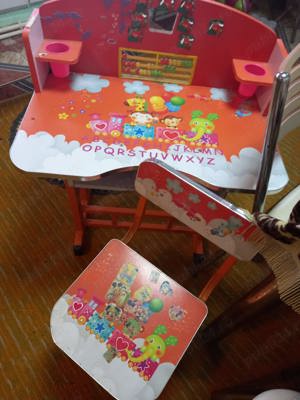 masuta copil si scaun