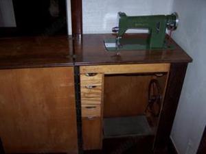 masina de cutit anul 1930 Borletti