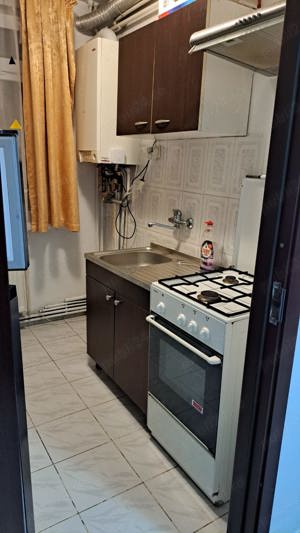 Vânzare apartament cu 2 camere - imagine 2