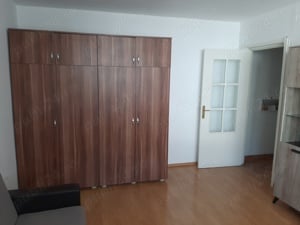 Închiriez apartament 2 camere decomandate - imagine 3