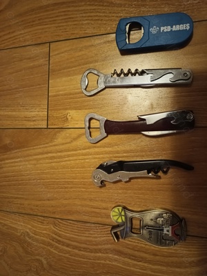 7 desfăcătoare de sticle Paris Eiffel Byzantium Psd colectie vechi