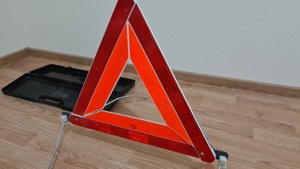 Triunghiuri reflectorizante