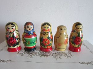 Matrioska 5 seturi de colectie miniatura handmade Rusia'70 cadou inedit