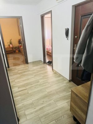 Apartament cu 3 camere, decomandat, 67,70 mp, zona Cartierul Velența - imagine 6