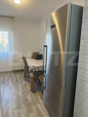 Apartament cu 3 camere, decomandat, 67,70 mp, zona Cartierul Velența - imagine 7