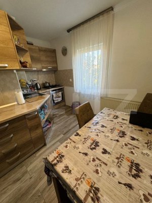 Apartament cu 3 camere, decomandat, 67,70 mp, zona Cartierul Velența - imagine 9