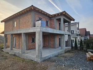 Casa in constructie, 3 camere, 160 mp, Sibiu