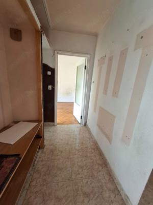 Zona b-dul Regele Mihai   apartament 2 camere, etaj 1, balcon - imagine 6