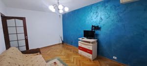 Vânzare apartament 3 camere și boxă - imagine 4