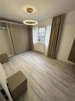 3 camere, renovat complet, centrala termica, in spate la McDonald Circumvalatiunii - imagine 3