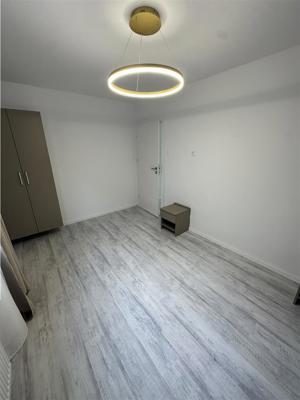 3 camere, renovat complet, centrala termica, in spate la McDonald Circumvalatiunii - imagine 6