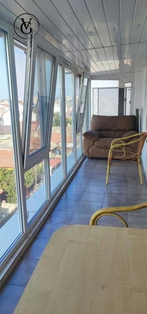 Apartament spațios de 3 camere - zona Delfinariu - imagine 2