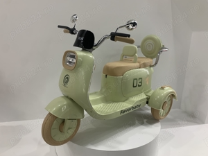 Scuter cu 3 roti si RC, pt. 2 copii, Kinderauto FavorBaby 2x 35W - imagine 3