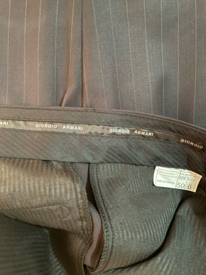 Costum Giorgio Armani. - imagine 2